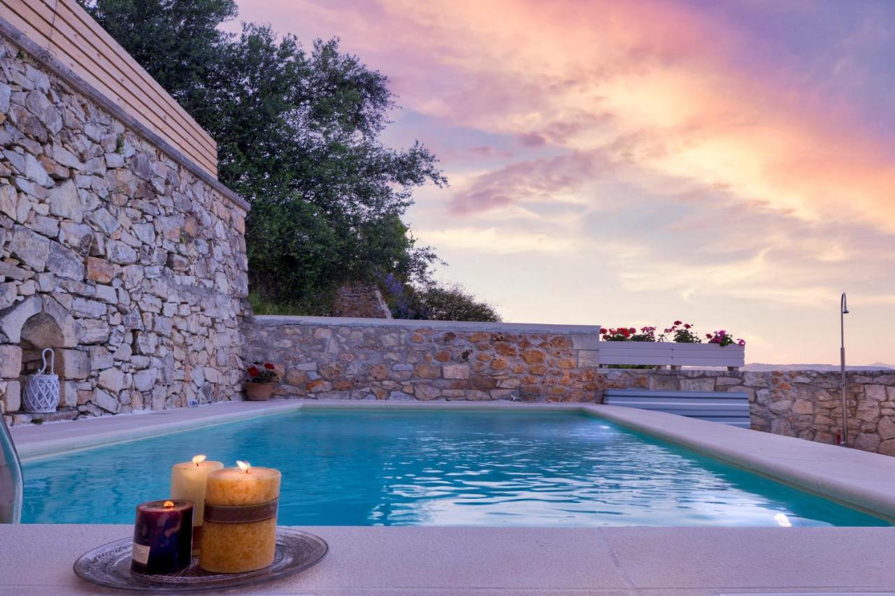 Olga'S Filoxenia - Villa Aladanos-Private Pool And Heated Jacuzzi Makhairoí 외부 사진