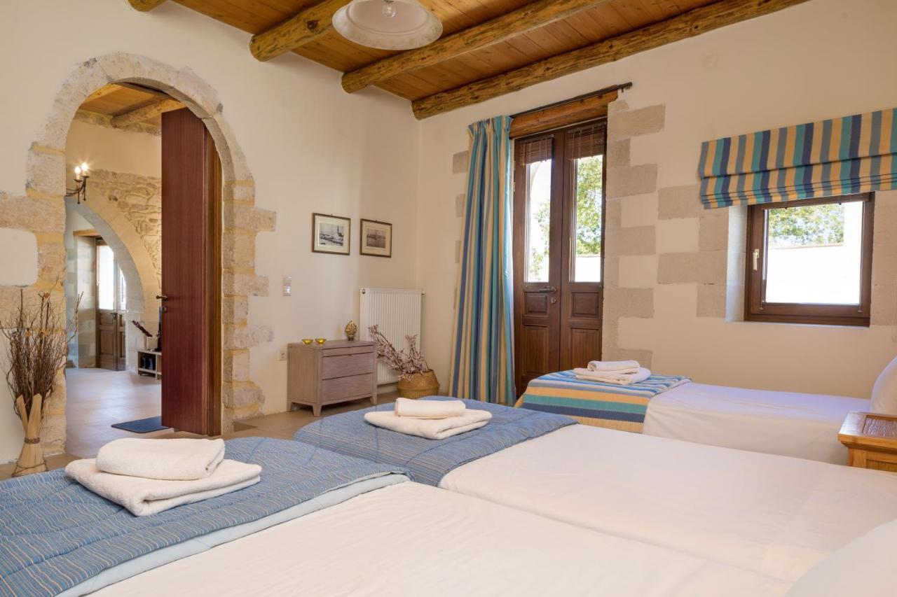 Olga'S Filoxenia - Villa Aladanos-Private Pool And Heated Jacuzzi Makhairoí 외부 사진