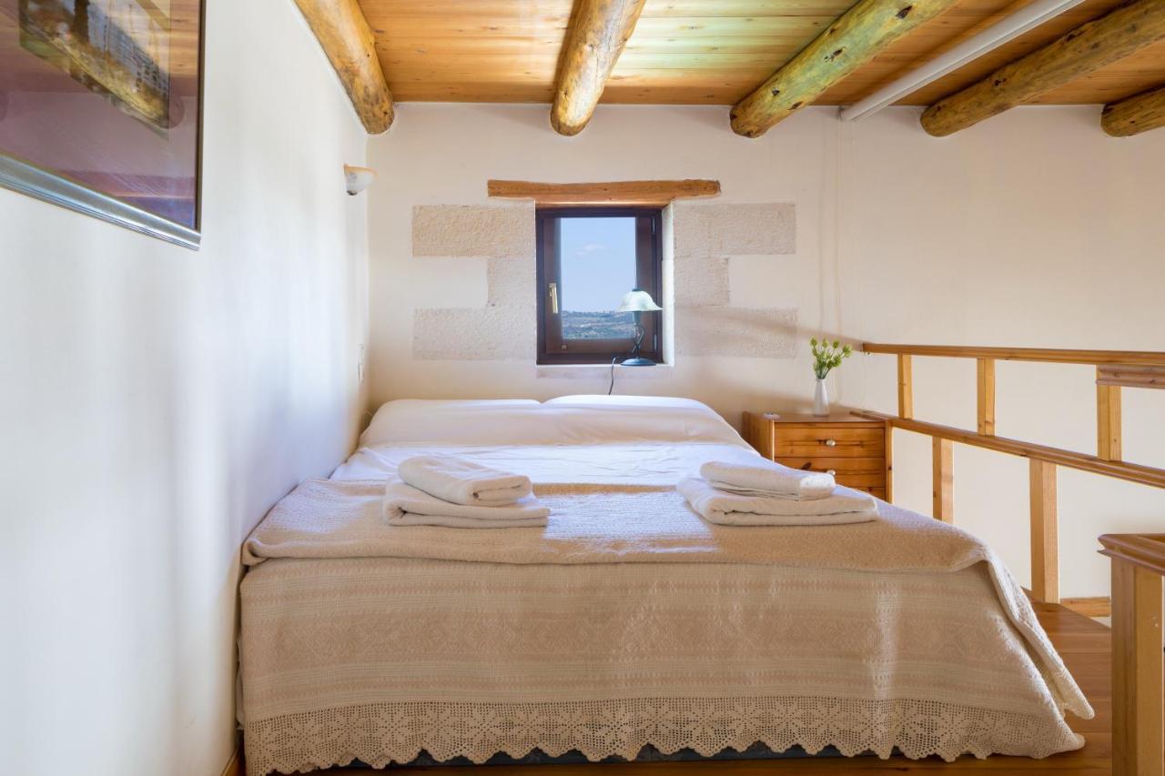 Olga'S Filoxenia - Villa Aladanos-Private Pool And Heated Jacuzzi Makhairoí 외부 사진